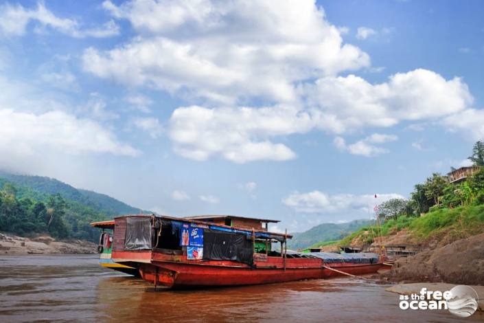 MEKONG CRUISE LAOS