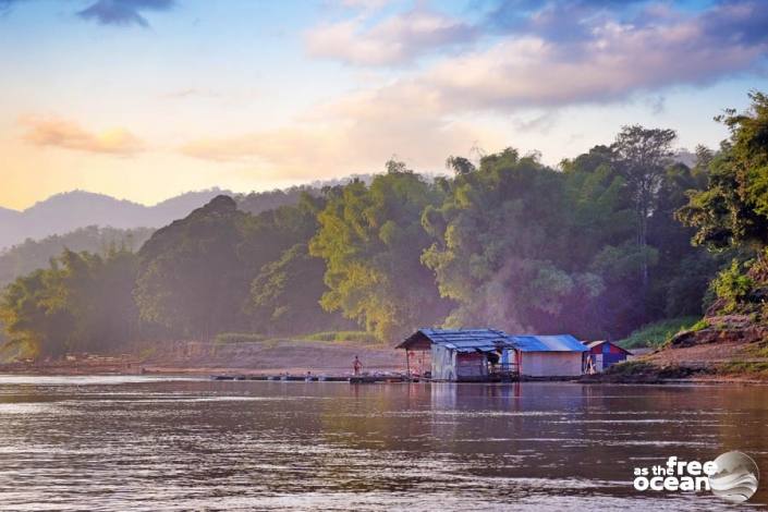 MEKONG CRUISE LAOS