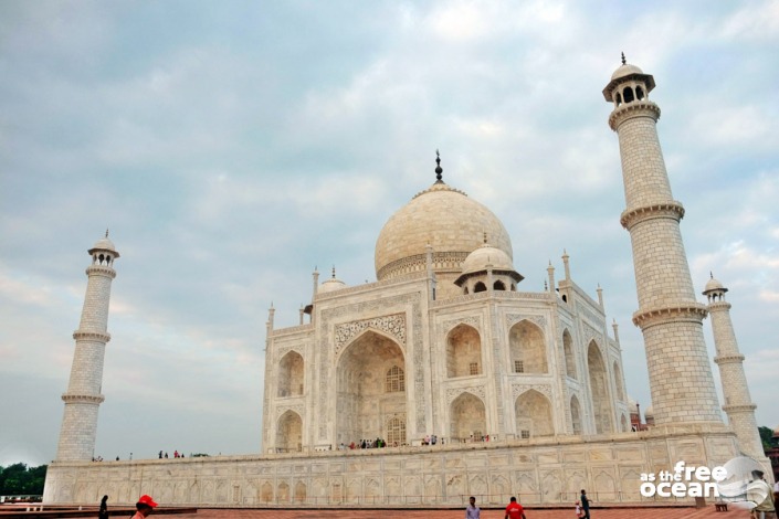 TAJ MAHAL AGRA INDIA