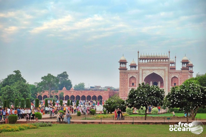 TAJ MAHAL AGRA INDIA