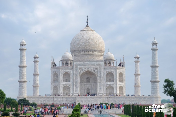 TAJ MAHAL AGRA INDIA