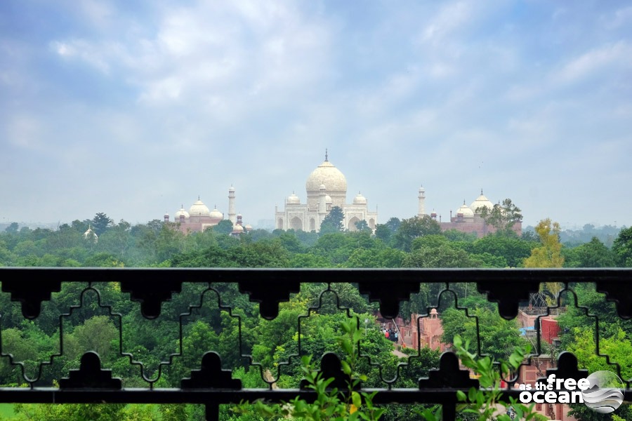 TAJ MAHAL AGRA INDIA