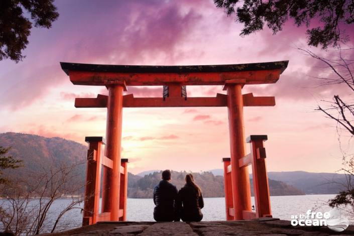 LAKE ASHI JAPAN