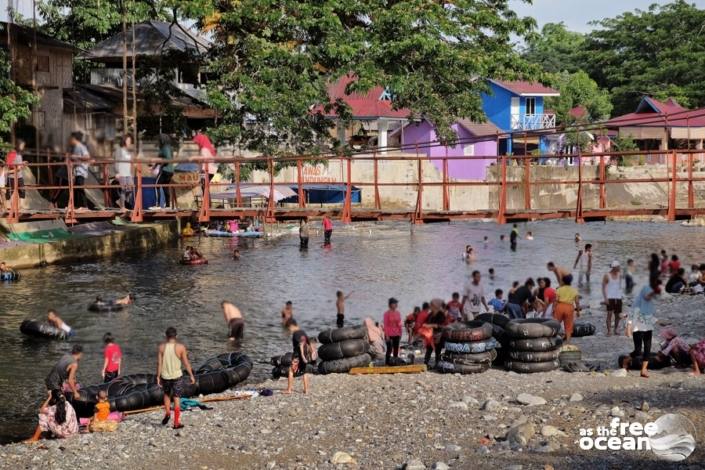 BUKIT LAWANG SUMATRA INDONESIA