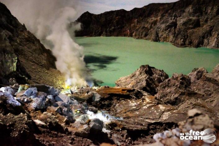 MOUNT IJEN JAVA INDONESIA