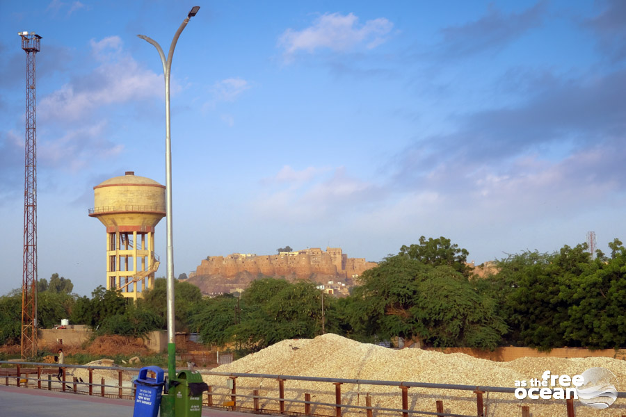 JAISALMER TRAIN STATION INDIA