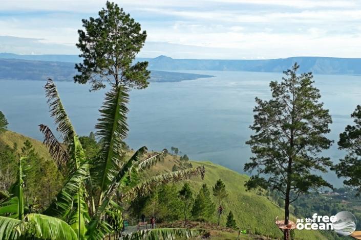 LAKE TOBA SUMATRA INDONESIA