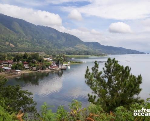 LAKE TOBA SUMATRA INDONESIA