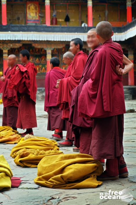 HIMALAYAS TIBET