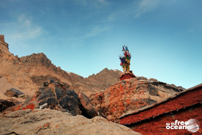 HIMALAYAS TIBET