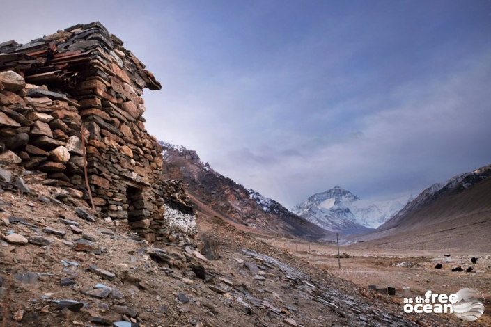 HIMALAYAS TIBET