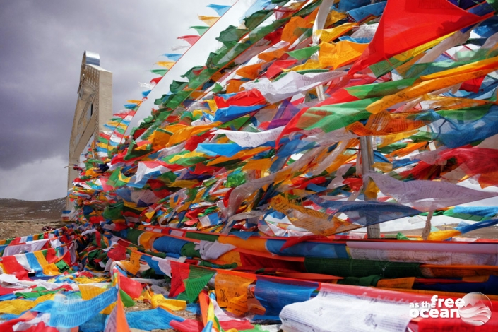 HIMALAYAS TIBET